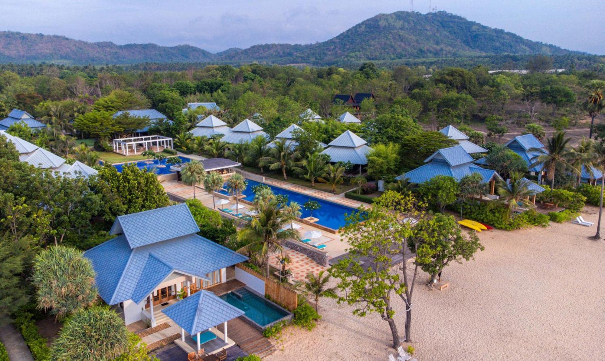 Sirarun Resort Ban Krut  Exterior photo