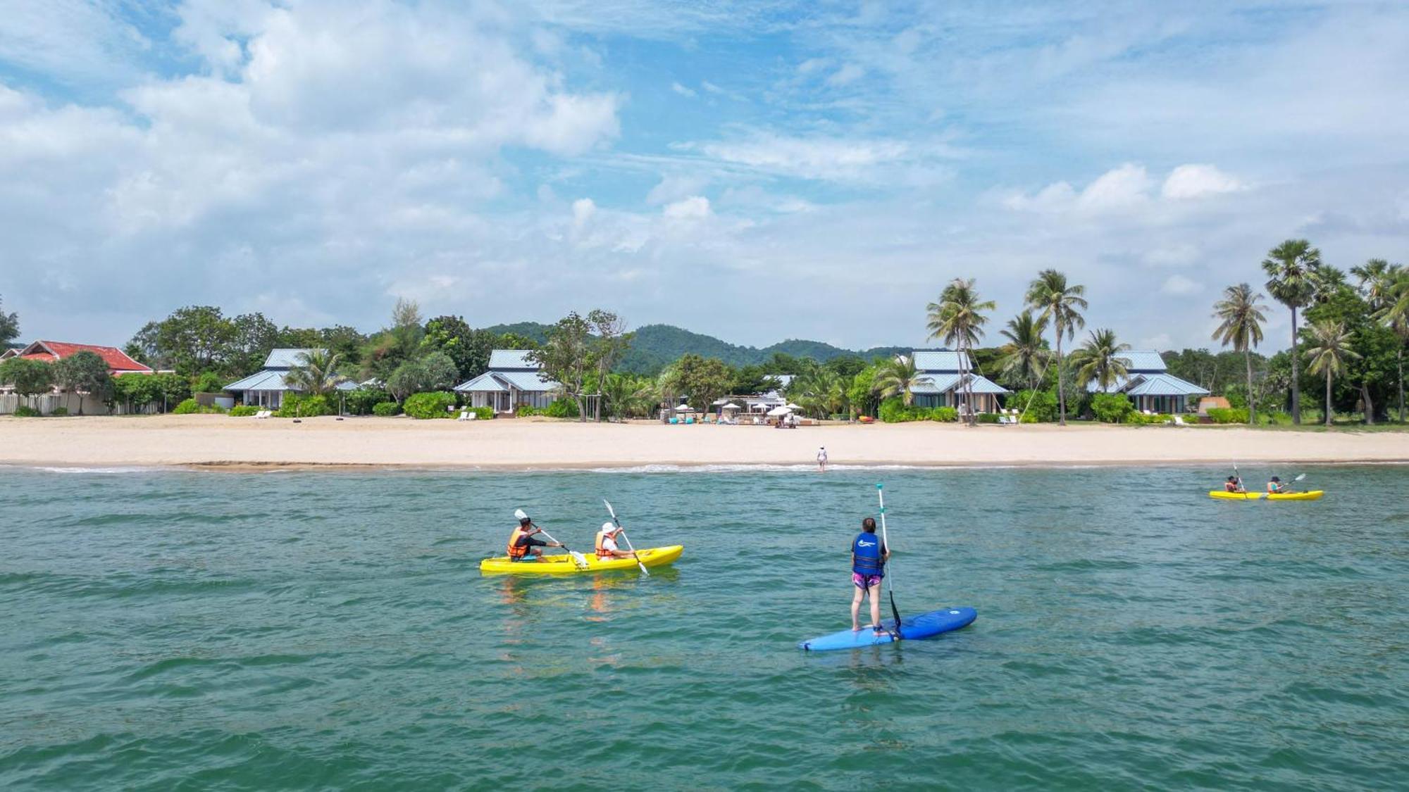 Sirarun Resort Ban Krut  Exterior photo